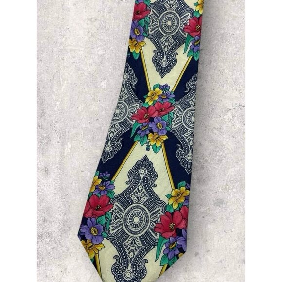 V2 BY VERSACE Silk Tie ITALY Navy Beige Gray Geometric Floral W:3.7" EUC - Picture 5 of 5